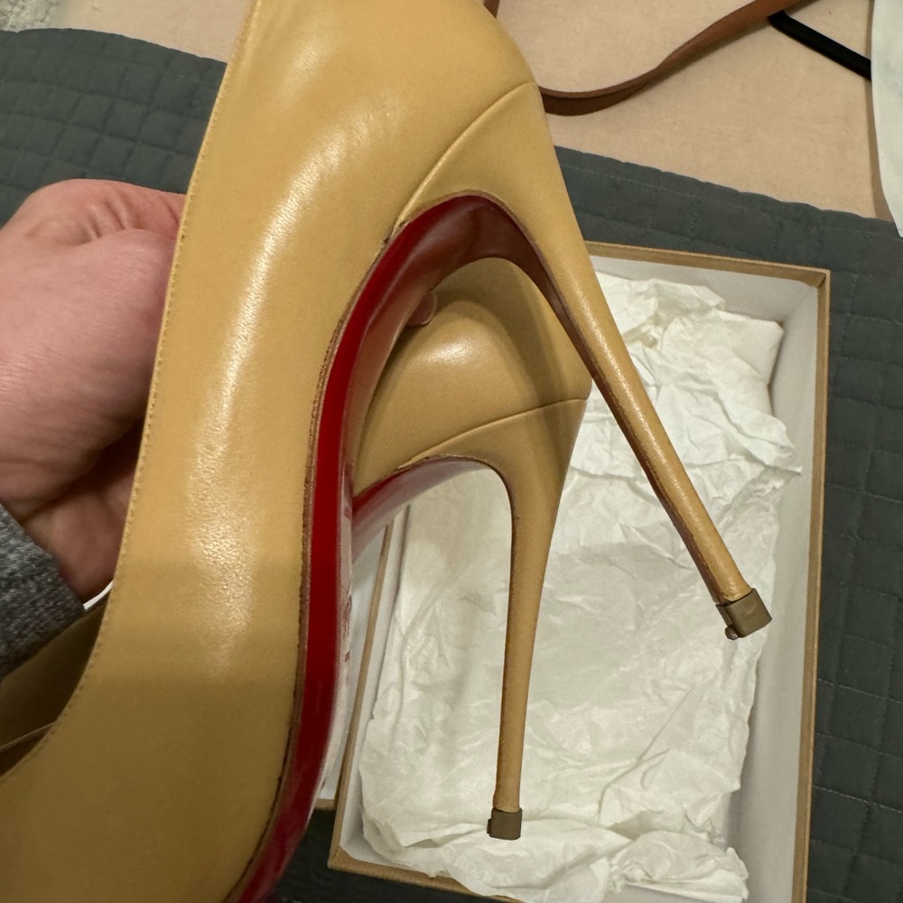 Christian Louboutin Breche Napa Pumps - Picture 9 of 13